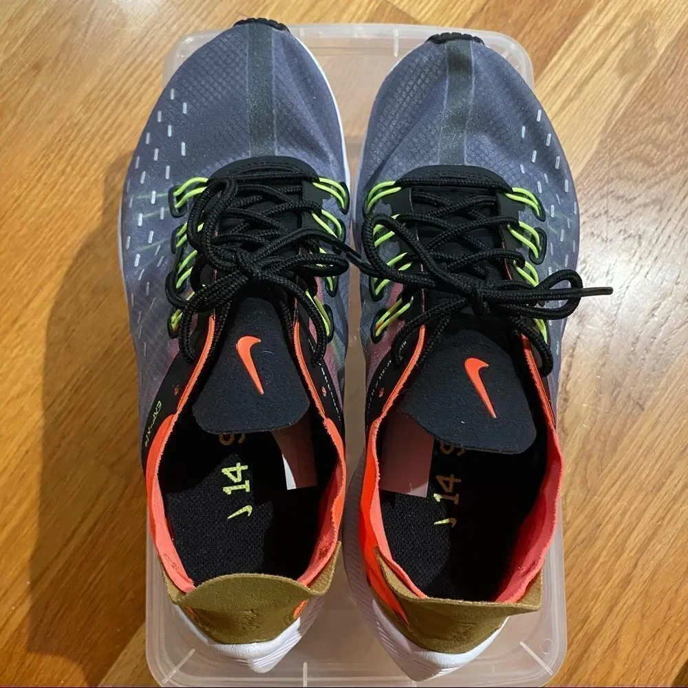 NIKE Women’s EXP-X 14 Sneaker